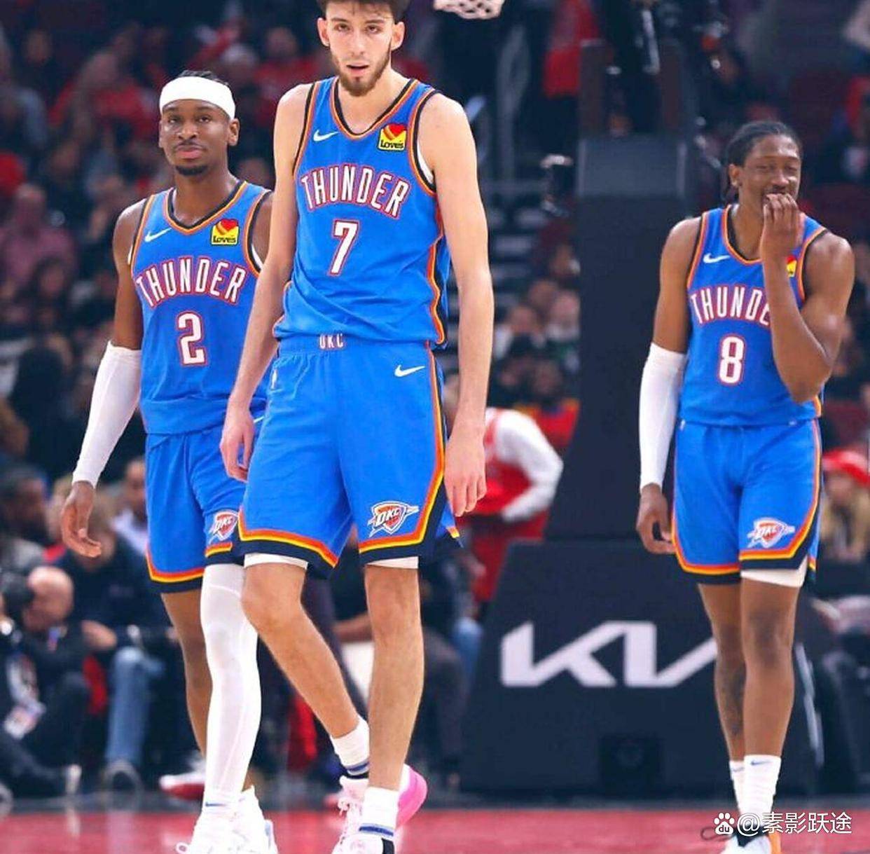 爱游戏体育-关于今晨俄克拉荷马雷霆调整名单以备NBA常规赛，队长鼓劲环节打磨，底气十足，阵容厚度经受考验的信息