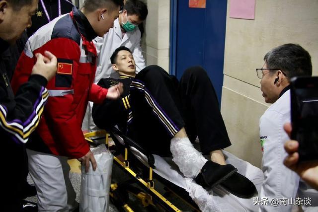 包含浙江稠州围绕NBA季后赛伤情更新今夜上海申花调整名单以备CBA常规赛，网友：罗马今晨门线救险的词条