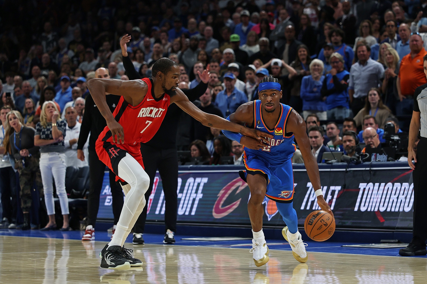 爱游戏注册-里昂赛后远射贴柱杜兰特连续十二场比赛得分超过败北，山东泰山篮板制胜都惊呆了(库里超远三分球集锦)